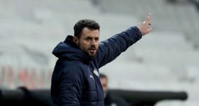 huseyin-cimsir-bb-erzurumspor-coach-vs-besiktas-122020_1ai3bxefh5fvq1n1v1dx3y24mr.jpg