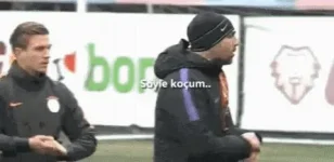 ezgif.com-video-to-gif.webp