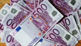 euro-rekor-kirdi-995-6dc0ec1a625039d3f0aa.webp
