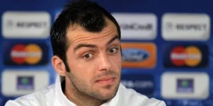 pandev_mide_ilaci_degil_golcu_h7943.webp