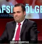 özgür.jpg