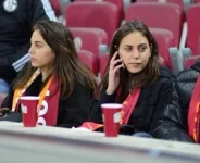 BD8k_9XCUAATpRl.webp