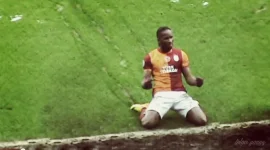 didier_drogba_with_his_cobra__slide____withouttext_by_wickeddogg-d6y1tb0.webp