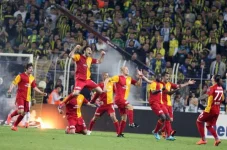 12-mayıs-2012-fenerbahçe-galatasaray-maçı_262599.webp