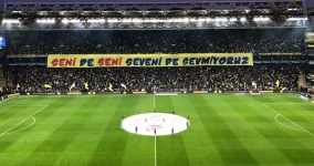galatasaray-seni-de-seni-seveni-de-sevmiyoruz-12954076_8303_amp.webp