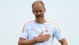 semih-kaya-akasya-durağı-sinan-komedi-caps-1.jpg