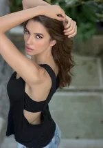 leyla-lydia-tugutlu-05.webp leyla-lydia-tugutlu-05.webp