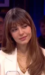 aslıhan-malbora-1.webp