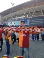 0x0-emre-akbaba-galatasaray-formasini-coktan-giymis-1511685160721.webp