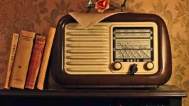 radyo-tiyatrosu-ve-cagristirdiklari-uzerine.webp