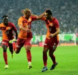 0x0-galatasarayda-maas-krizi-yildiz-oyuncular-isyan-bayragini-cekti-1528142874583.webp 0x0-galatasarayda-maas-krizi-yildiz-oyuncular-isyan-bayragini-cekti-1528142874583.webp