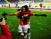 0x0-galatasarayda-maas-krizi-yildiz-oyuncular-isyan-bayragini-cekti-1528142871624.webp 0x0-galatasarayda-maas-krizi-yildiz-oyuncular-isyan-bayragini-cekti-1528142871624.webp