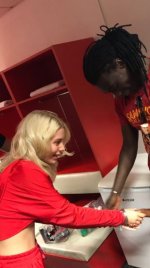 gomis.jpg