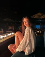 annielavitte_1686157231739.webp