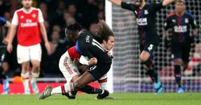 Matteo-Guendouzi-Wilfried-Zaha-Arsenal-Crystal-Palace.jpg Matteo-Guendouzi-Wilfried-Zaha-Arsenal-Crystal-Palace.jpg