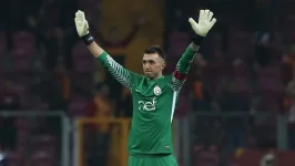 galatasaray-da-muslera-soku--3346890.webp