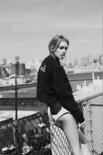 740full-camille-rowe.webp