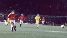 Becks-vs-Gala-752x428.webp Becks-vs-Gala-752x428.webp