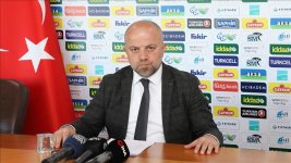 rizespordan-galatasaray-gozdagi-galatasaraya-puan-kaybetmemiz-surpriz-olacak.jpg