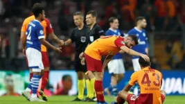schalke-ozan-omerbayram.webp