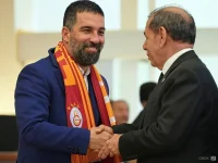 arda-turan-galatasaray-komedi-caps-1.webp