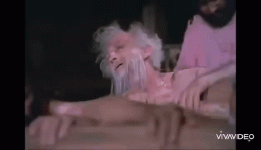 TARKAN CANLANIN KÖPEKLER GEMİ SAHNESİ_001_001_001_2.gif
