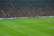BXVkHpHCAAEakUp.jpg large.webp