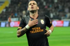 sneijder-76544.webp