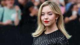 230809121759-01-sydney-sweeney-070423-restricted.webp 230809121759-01-sydney-sweeney-070423-restricted.webp