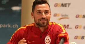 sinan_gumus_icin_ikiye_ayrildilar_h38018_87775.webp
