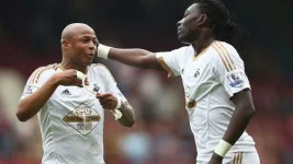 ayew-gomis-komedi-caps-1.jpg
