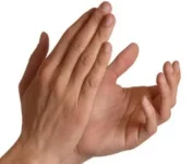 49574
