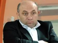 235779.webp