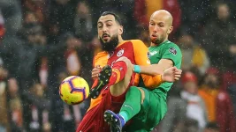 kostas-mitroglou-edin-cocalic-galatasaray-akhisarspor-2242019_1r3ottjso5bfi114e431af9oxj.webp