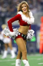Dallas-Cowboys-cheerleaders-GettyImages-630226658_master.jpg.cf.webp
