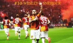 galatasaray_wesleysneijder_wallpaper_april_2014_1680x1050.webp