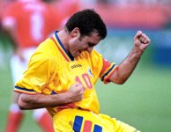 hagi.jpg