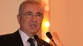 Ünal Aysal-3.webp