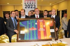 albayraka-genclerden-surprize3284f0b7a.jpg