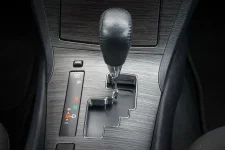bigstock-Automatic-Transmission-Gearshi-2250881021.webp