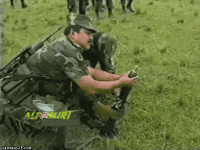 funny-gif-soldiers-bomb-fail.gif