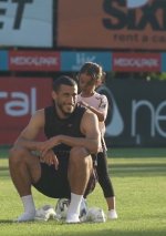 handa kız.jpg