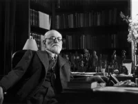 Sigmund-Freud-in-office-56a7922f5f9b58b7d0ebc7ad.jpg