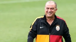 galatasaray-da-fatih-terim-ve-futbolcularin-13202283_5872_amp.webp